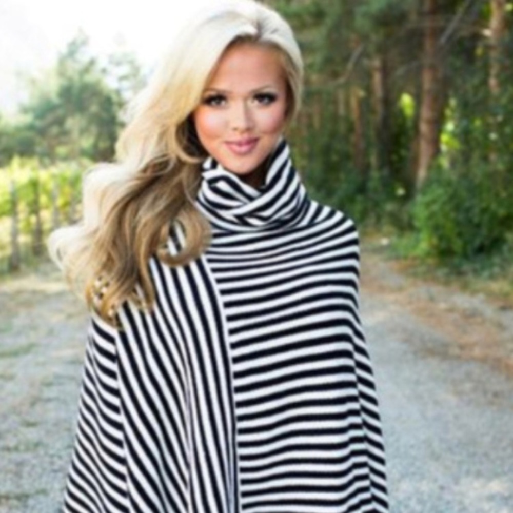 Blk/Ivory Super Soft Flattering Poncho-OS-NWOT - Picture 3 of 7